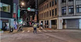 因 为 停 电 ，所 以 很 多 工 厂 今 天 下 午 停 工 。 因 為 停 電 ，所 以 很 多 工 廠 今 天 下 午 停 工 。 Taemujiqdapvwm