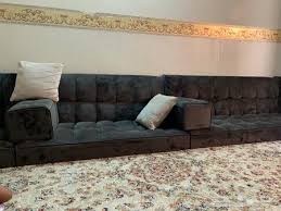 كنب ارضي لون فيراني 5 4