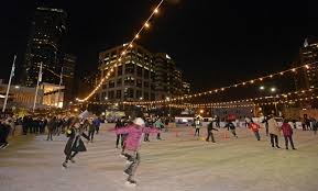 Vi rekommenderar att du bokar rundturer i nascar hall of fame i förväg för att säkra din plats. Fun In Charlotte Beaujolais Fest Skating At Nascar Hall And Wizard Of Oz Charlotte Observer