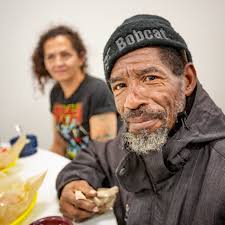 💙 To every volunteer who gives their time and heart at Lexington Rescue  Mission — thank you. Whether you're serving meals, sorting clothes in  Lydia's Attic, teaching a class, leading chapel, moving