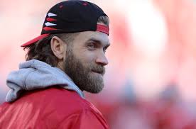 A Bryce Harper Contract Extension Should Come Later, Not Now