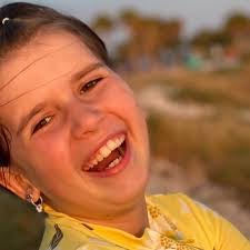 Amber Rex's Instagram, Twitter & Facebook