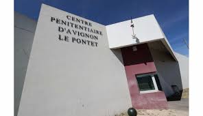 Vaucluse Un Gardien De Prison Positif Au Covid 19 Au Pontet