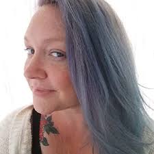 Ashley Quilty's Instagram, Twitter & Facebook