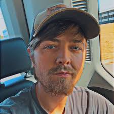 Bolt size and pitch for 2000 4L60E transmission mount?