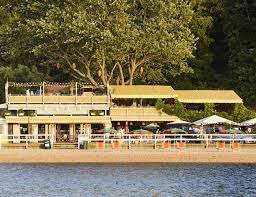 You must present your car registration or car rental agreement to obtain a parking permit. Shelter Island Ny Hotels Sunset Beach Long Island Boutique Hotels