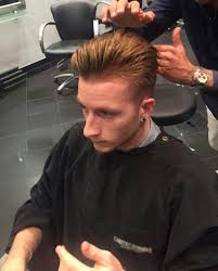 Reus's hairstyle looks different at times, but the footballer usually sports a textured comb over fade. Haircut Uploaded By 3racha On We Heart It
