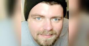 Justin Hinkle's Instagram, Twitter & Facebook