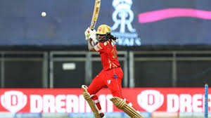 He started his cricket career with lucas cricket club. Chris Gayle Debut When Had The Universe Boss Made His Ipl Debut The Sportsrush