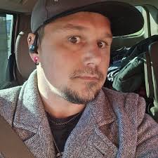 What gear is needed for Appalachian Trail hike?