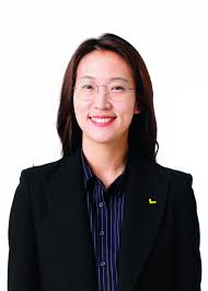 2016년부터 생각많은 둘째언니라는 이름으로 유튜브 채널을 운영하고 있다. ì²­ë…„ ì •ì¹˜ë¥¼ ë§í•˜ë‹¤ ìž¥í˜œì˜ ë‹¹ê³¼ ë°°ì¹˜ëœ ì¡°êµ­ ì‚¬íƒœ ë°˜ì„± ì‹¬ìƒì • ëŒ€í'œì™€ ê·¸ ì •ë„ ì‹ ë¢° ìžˆì–´ ì´íˆ¬ë°ì´