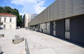 Bereits seit 2002 begleiten wir unsere patientinnen und patienten während ihres sechswöchigen aufenthalts bei uns. Mumuth Haus Fur Musik Und Musiktheater Kunstuniversitat Graz