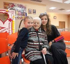 Будущая мама лиза арзамасова предстала в нежном образе. Menya Roditeli Ochen Balovali Liza Arzamasova Rasskazala O Detstve