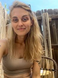 Olivia Sherry's Instagram, Twitter & Facebook