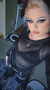 Amber DeVille (@the_monsterdoll_amberdeville) • Instagram photos and videos