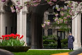 7th st., big lake, tx. Park Avenue Flowers And Financiers In The Thick Of It All The New York Times