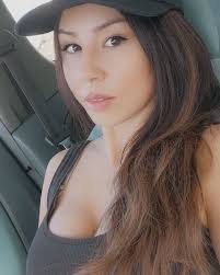 Sandra Andersen's Instagram, Twitter & Facebook