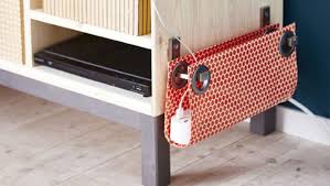 Nos Astuces Pour Cacher Les Cables Disgracieux Diy Maison Meuble A Fabriquer Soi Meme Astuces Deco
