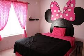 Pin By Jacquelyn Chavarria On Home Is Where The Heart Is 3 Minnie Mouse Bedroom Decor Minnie Mouse Bedroom Mickey Mouse Bedroom