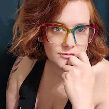 Eden Avery Blake (@edenaveryblake)