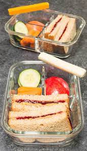 My mother loves to buy jars and jars of peanut butter but never eats, no one in my house really likes peanut butter so it's just in the cabinet waiting to be used. Starbucks Pb J Box Recipe I Hate Meal Prep