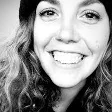 Terri Tarr's Instagram, Twitter & Facebook