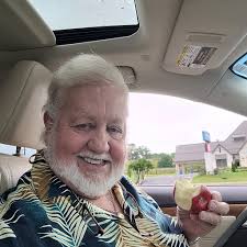 Good morning! It's 62 degrees and mostly cloudy. Gonna be a great day. I  have a lot