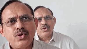 Beyond Words: Listening as the Key to Deeper Learning and Stronger Bonds