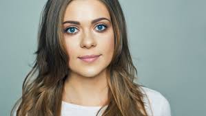 Get the Look: Chin Bangs