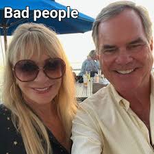 I'd like to inform any sub- contractors ,contractors etc ... Homeowners are  always worried about a contractor taking advantage or being ripped off.That  street runs 2 ways and it happened to us