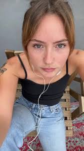 Abbey Payne's Instagram, Twitter & Facebook