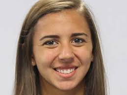 Christa Cabot, a BSN senior and diver