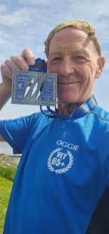 Tonight's run slow and steady hip was a bit achy tonight, so didn't push  it, who's entering the Rob burrow Leeds marathon if they don't get London ?  I'm in 👍🏻 Paula