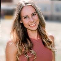 Natalie Geiger's Instagram, Twitter & Facebook