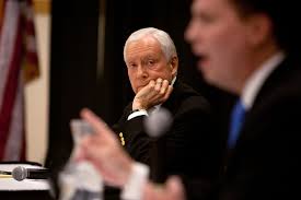 Hatch Finds '76 Tactics Now Used Against Him