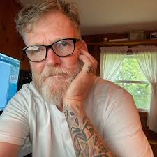 Ben Shirley (@benshirley.music) • Instagram photos and videos