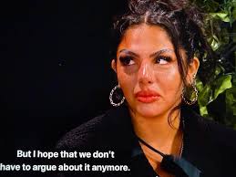 Hannah so freaked out but it's okay me too girl ‼️‼️