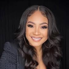 Lanita Davis's Instagram, Twitter & Facebook