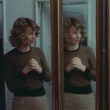 Donald sutherland and julie christie seen in the groundbreaking don't look now. Pin On Julie Christie