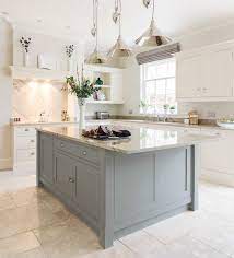Tom Howley S Classic Hartford Design Beautiful Kitchens January 2015 Uk White Kitchen Design Home Kitchens Kitchen Remodel