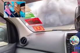 Check spelling or type a new query. Kecoh Kisah 4 Sekawan Perangai Lain Lain Panik Dalam Kereta Tiba Tiba Nampak Lori Berasap Pemandu Pening Tak Tau Nak Ikut Yang Mana Viral Mstar