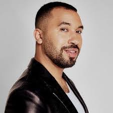 Ana Moy's Instagram, Twitter & Facebook