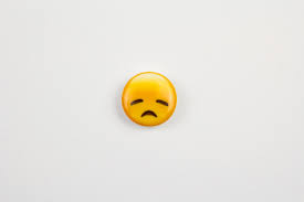 Search for iphone and android emojis with options to browse every emoji by name, category, or keyword. Knopf Mit Emoji Der Buntspecht Shop