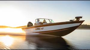 We broke down various options from budget to premium bass boats to help you make the right purchase. Alumacraft Boats Aluminum Fishing Boats Jon Boats And Bass Boats For Sale