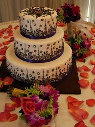 Cake At The Wedding Venue Wedding Cake Topper Silhouette Wedding Cake Toppers Henna Cake