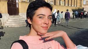 Chiamami alias, il mio genere è un altro”: ecco le scuole che difendono  l'identità fluida