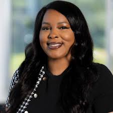 What is a great dentist in Puerto Morelos for crowns and implants?