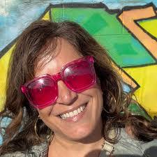 Dawn Logsdon's Instagram, Twitter & Facebook