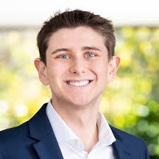 Real Estate Agent in DECEPTION BAY QLD 4508: Monica De Luna [Ray White]