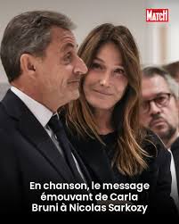 Sur Instagram, la chanteuse a interprété une chanson des Beatles, « Let it  be » (« Qu'il en soit ainsi ») devant son mari qui la filmait.